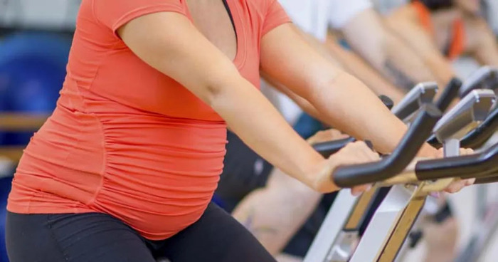 10 Beneficios de la bicicleta estática durante el embarazo